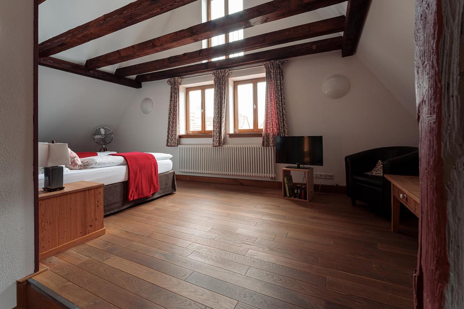 Landgasthof Zum Hasen Kleinwallstadt ภายนอก รูปภาพ